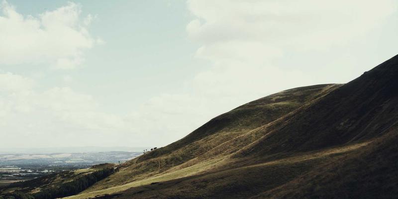 跨文化家庭中的亲子教育冲突与融合策略：构建第三文化孩子的身份认同